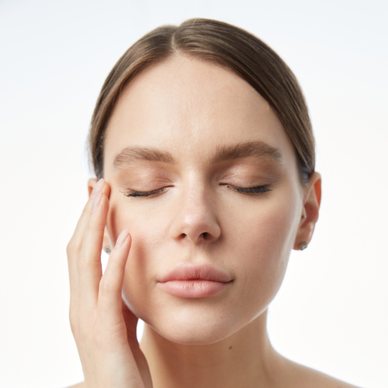 Красивая девушка